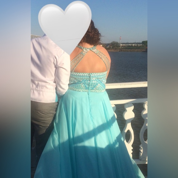 Rachel Allan (Curves) - Light Blue Prom Dress - Picture 2 of 4